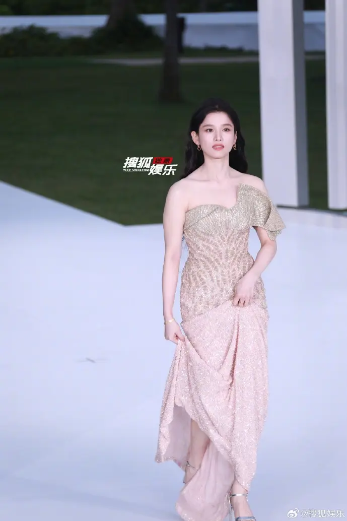 微微电话用户增长图表